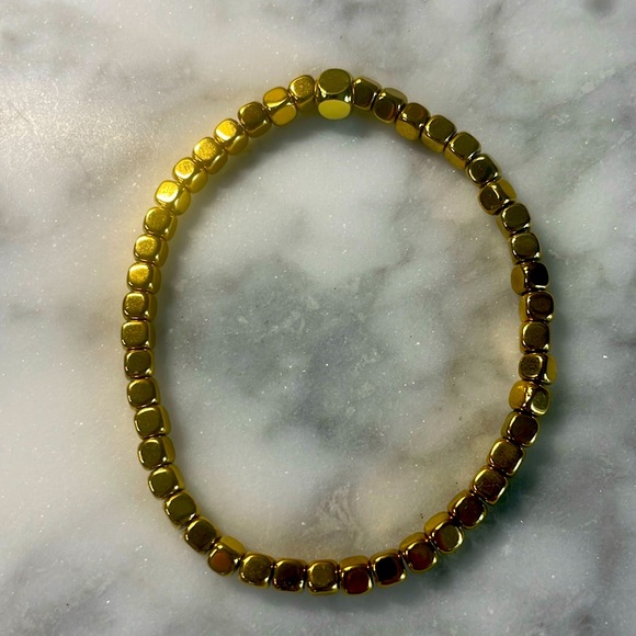 Hematite gold cube bracelet - Picture 1 of 4